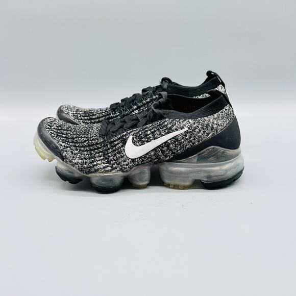 Nike Air Vapormax Flyknit 3 Shoes Womens 5 Black White Oreo Sneakers Trainers - Picture 4 of 11